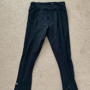Lululemon Black Cropped Leggings